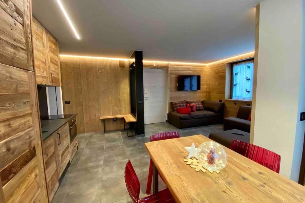 La Petite Maison D'Erika อาออสตา ภายนอก รูปภาพ