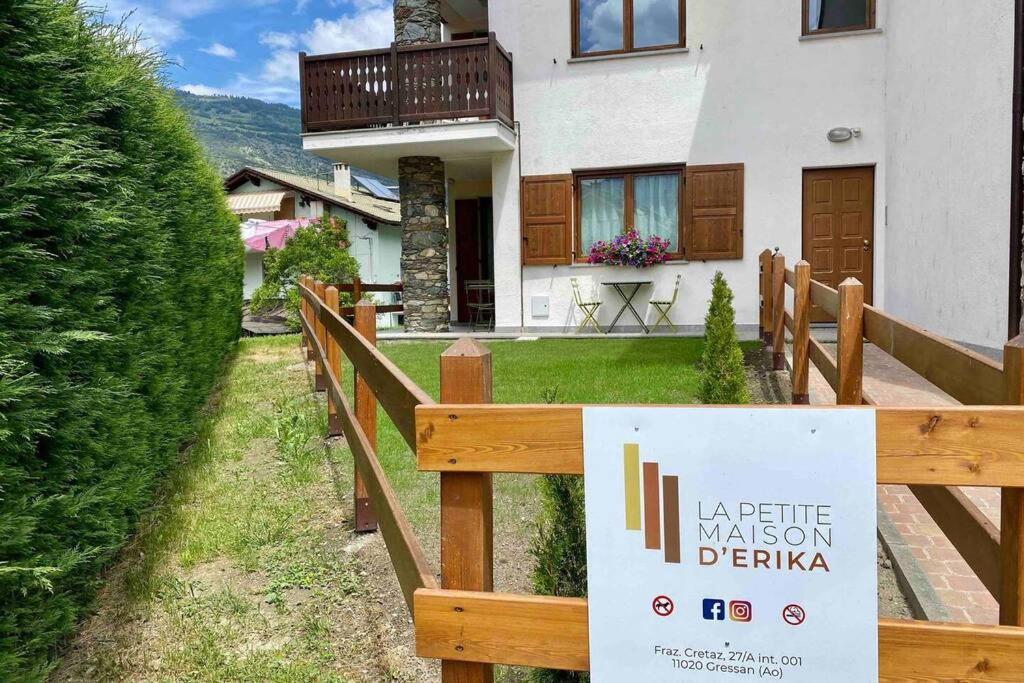 La Petite Maison D'Erika อาออสตา ภายนอก รูปภาพ