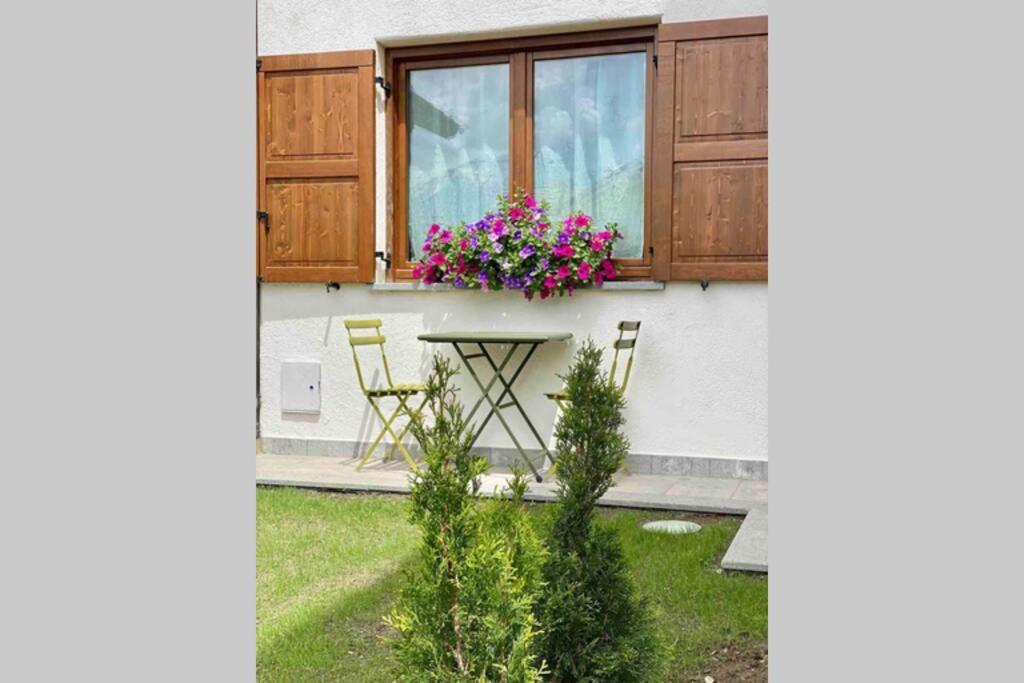 La Petite Maison D'Erika อาออสตา ภายนอก รูปภาพ