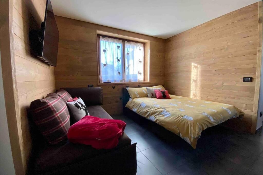 La Petite Maison D'Erika อาออสตา ภายนอก รูปภาพ